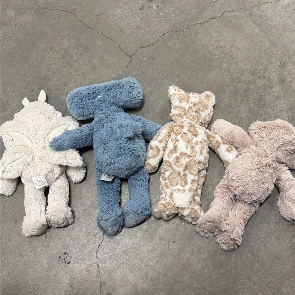 Lot of 4 slumberkin stuffies